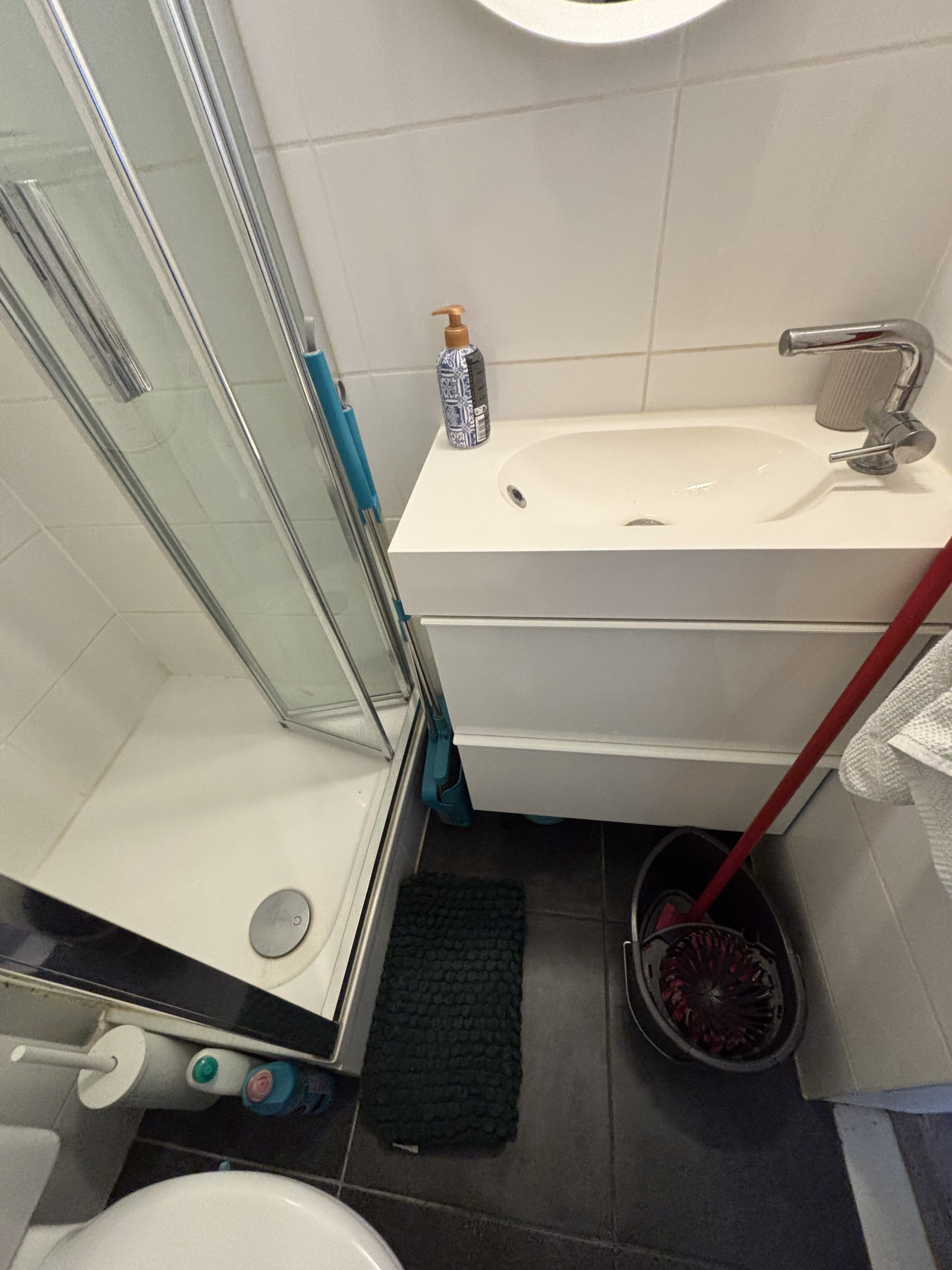 Badkamer schoonmaakspullen